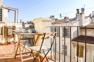 Image of Terrasse ensoleillée au coeur du Cours Julien