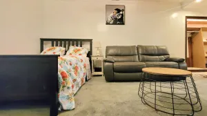 Image of Stunning Basment Studio  10 min away from Shanndoah University