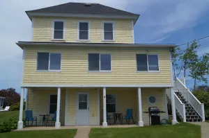 Image of Short Sands View - Spacious Beach Home, Sleeps 18, Easy Walk to Short Sands Beach