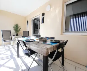Image of Appartement climatisé, double vue mer et Pic, accès mer et Parking privatif