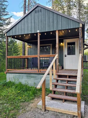 Image of Eagle's Nest: a cozy cabin beneath the pines