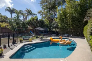 Image of Poolside Vibes Oside, Artist inspired Mid-Century Design