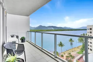 Image of Cairns Waterfront Luxury at Harbourlights