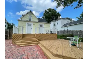 Image of Cheerful 4 bedroom close to historical\/sport sites