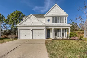 Image of Stylish and Cozy Home - 5 miles to RTP Triangle Park & RDU Airport