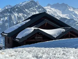 Image of Chalet in resort for 8 people