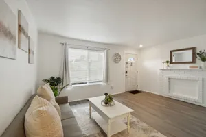 Image of Central Bellevue Retreat Duplex