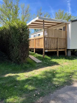 Image of Mobile Home Dans Camping Calme