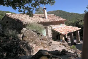 Image of small, cozy eco-house for environmentally conscious nature-lover