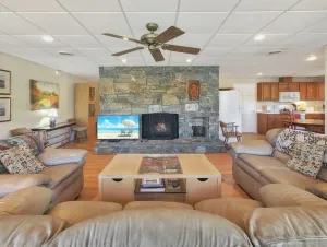 Image of Llyn Blaen Lower, Lake Junaluska, Lakeside and Mountain Views, Gas FP, Central