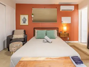 Image of Private Yard and entrance - BBQ - Walk to DT - Desk
