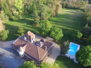 Image of Bed and Breakfast with swimming pool in the heart of a park