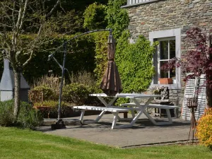 Image of Charming Cottage in Jehonvil With View