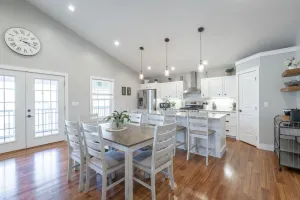 Image of Magnolia + Dogwood | Gorgeous Split Level Home | Dog Friendly | 4 Bed, 2.5 Bath