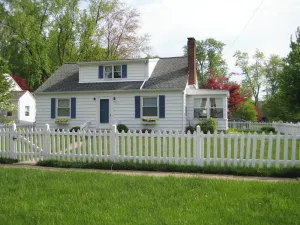 Image of Large Charming 4 Bed 2 Bath Lake Erie House 30 Day to 12 Month Rental