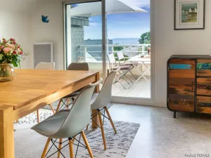 Image of Larmor-Plage: T3 Apartment with Terrace and Garage