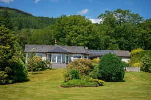 Image of Shore House - Sleeps 10 - sleeps 10 guests  in 5 bedrooms