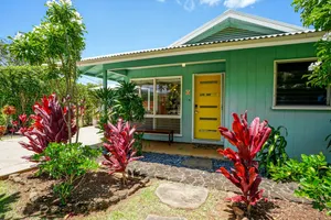 Image of Hale Mano - TVNC 5047 - A mod beach cottage on the sunny, south side.