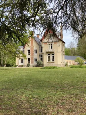 Image of Location domaine de la Coudraie <br>Château and its annex Sarthe (72560) France