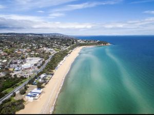 Image of 4 min walk to Mount Martha Beach