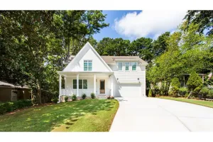 Image of Beautiful Modern New Home Near Brookhaven Midtown