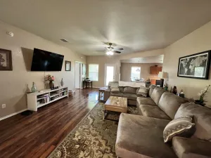 Image of *NEW* Cheerful 4 Bedroom Home-Pet Friendly