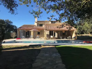 Image of Magnificent property comprising house with heated swimming pool and sheepfold