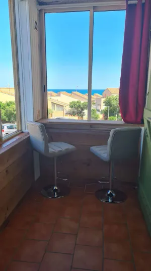 Image of T2 near sea view 4pers