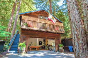 Image of Absolute Zen! Redwoods! BBQ Grill! Fast WiFi!! Ping Pong!! Dog Friendly!