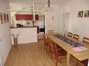 Image of Sehr-schoene-4-Raum-Maisonette-Fewo-mit-110qm-Balkon-zentral-preiswert-T7