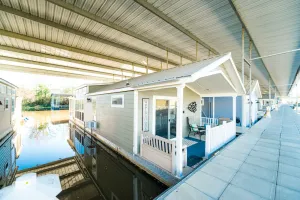 Image of \"The Boathouse\" on Flint River @ Bainbridge Marina