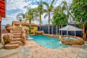 Image of MermaidsCoveLA- A hidden oasis in Los Angeles