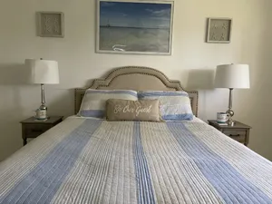 Image of Tropical paradise @ Island Hutchison