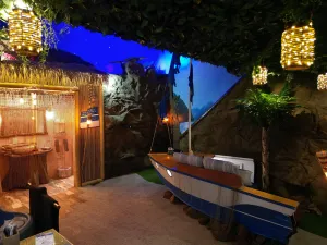 Image of Shipwrecked-VERY COOL couple's ATL area theme suite!