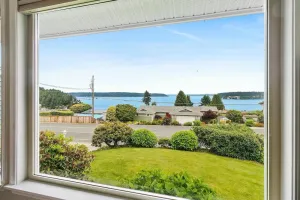 Image of Panoramic views, walking distance to downtown and NEW AC