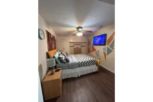 Image of Good Location \/ Good people AND GOOD VIBES ONLY
