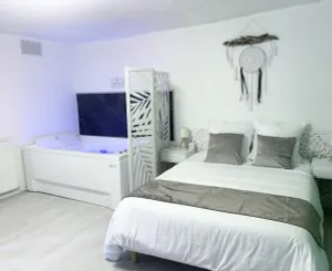 Image of Le Golf Balnéo - Cosy & SPA - Appartement