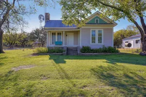 Image of Tranquil Farmhouse in Natural Setting