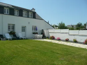 Image of HOUSE FOR 6 PEOPLE IN OLD LONGERE 500M DAMGAN BEACH 56750