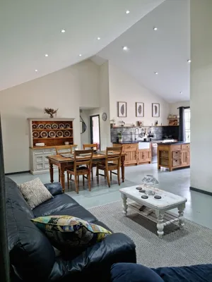 Image of River retreat, stay on working farm acreage 15 minutes to Port Macquarie.