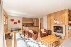 Image of Chalet, 60m from shops, 2nd floor, view resort, balcony, fireplace or stove, tv, ski locker, 80m²