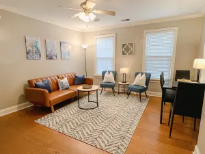 Image of Cozy cottage just steps from the University of Memphis