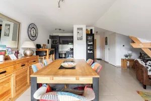 Image of Duplex Centre Ville Avec vue Magnifique, 2 Chbres, 2 Salles de Bain