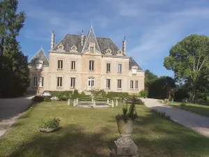 Image of Near Vezelay and the Morvan lakes, in the peace and quiet of the Château's grounds