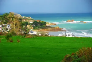 Image of Quiet house facing the sea