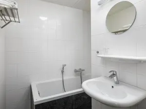 Image of Restyled Villa 9 km. From Rockanje