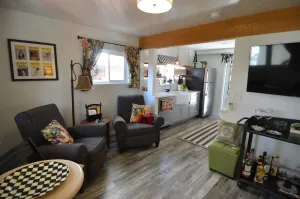 Image of Charming garden Hideaway apartment in Belmont Heights. Abundant outdoor seating.