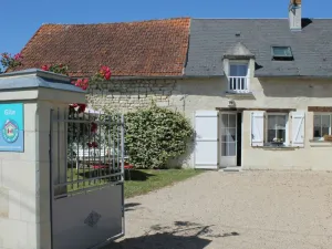Image of Charming Tufa Stone Cottage with Courtyard, Near Loire Castles, Electric Bike Rental Available
