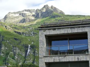 Image of Tasteful and luxurious apartment in the heart of the quiet Maloja