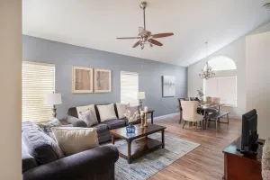 Image of Cozy home minutes to wineries and Russian River